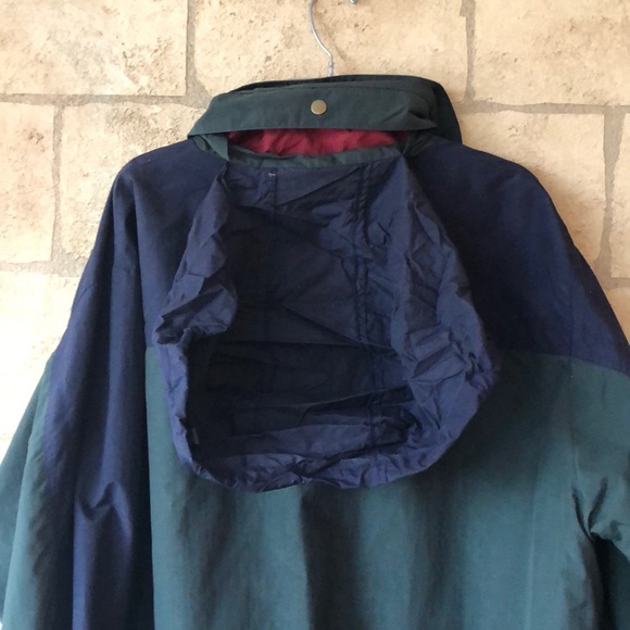 Windbreaker Jacket / Coat - Picture 10 of 13
